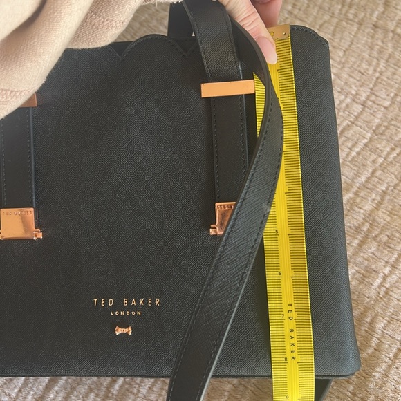 Ted Baker Black Scallop edge crossbody handbag with rose gold hardware. - Picture 7 of 8